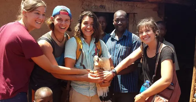 Ontwikkelingsprojecten in Afrika door HELP ME SURVIVE ORG