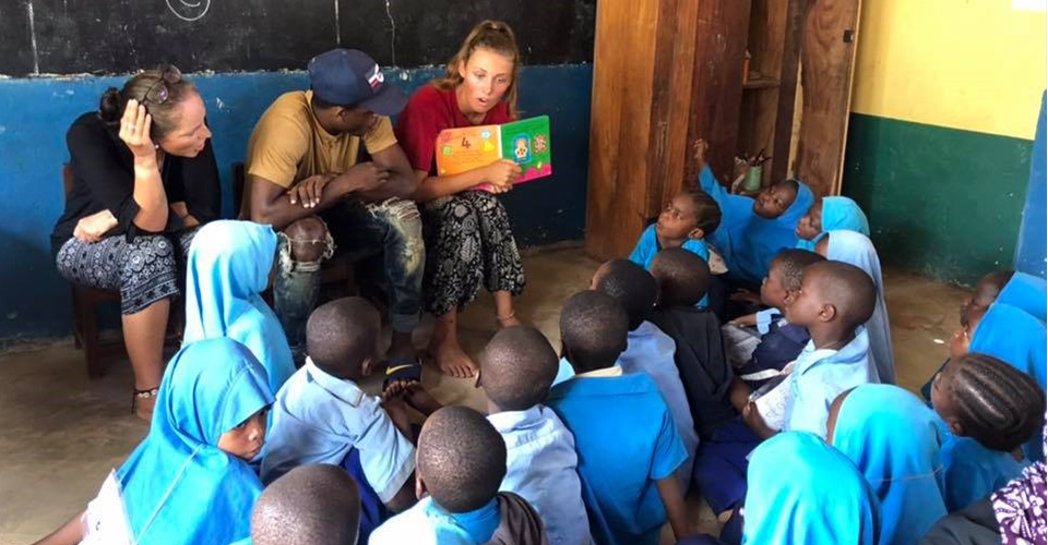 Culturele en educatieve bijeenkomsten door HELP ME SURVIVE ORG